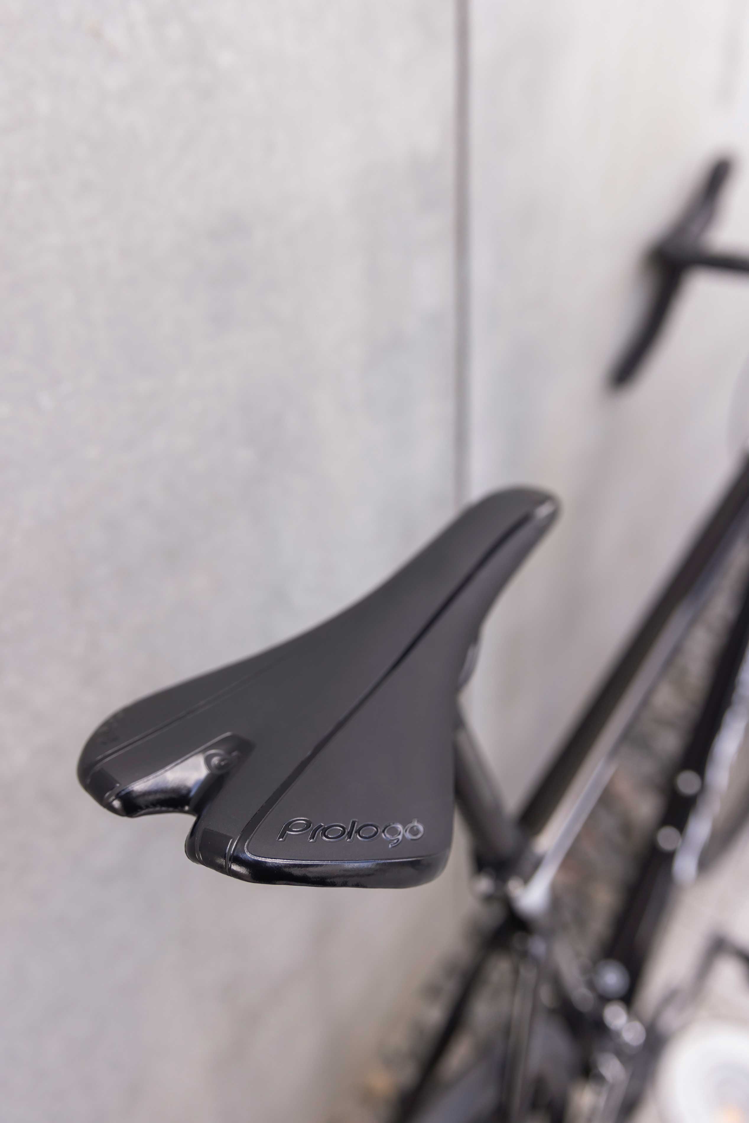 Wilier GTR Team / Black White