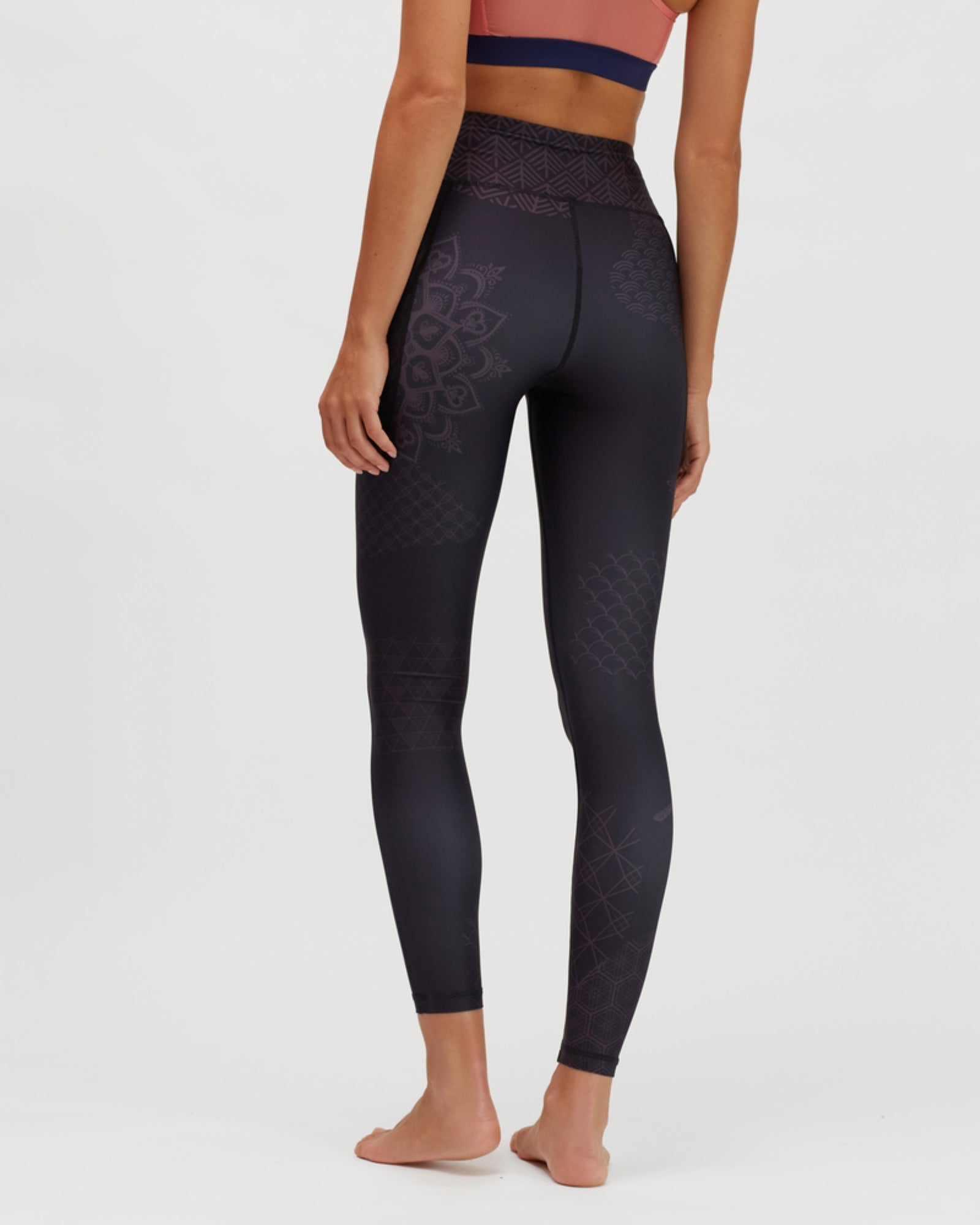 Moteriškos tamprės Silvini Veroli / Black